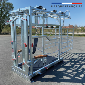 Cage de parage manuel avec porte avant autobloquante réglable à l’encolure de la marque Maréchalle